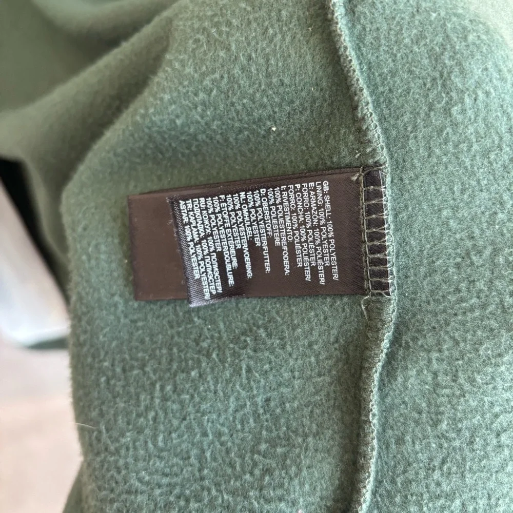THE NORTH FACE MEN’S GREEN FLEECE, SIZE M